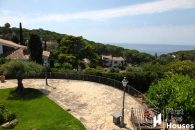 Villa with sea view for sale Montgoda