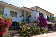 detached villa to buy Costa Brava