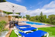 detached house for sale with private pool and garden