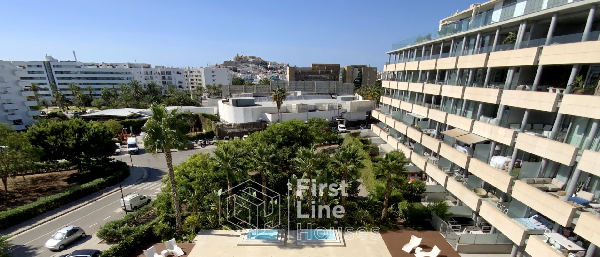 Spectacular luxury apartment for sale with views of Ibiza Town